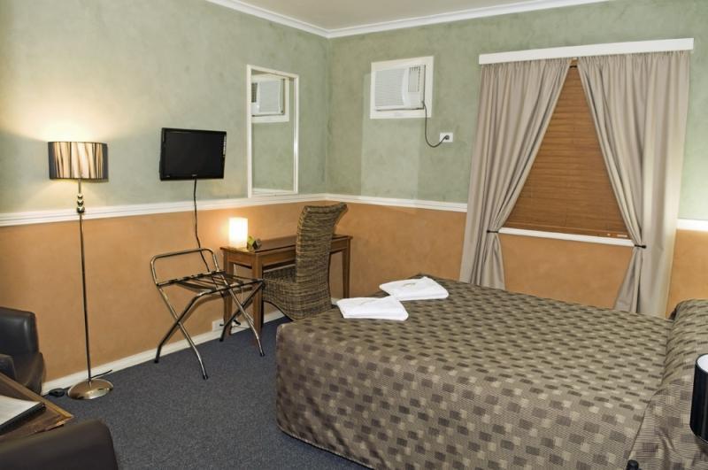 טוומבה City Motor Inn מראה חיצוני תמונה